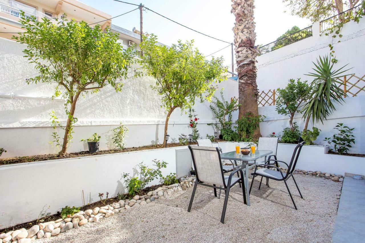 Flora'S Place Rhodes City Bagian luar foto